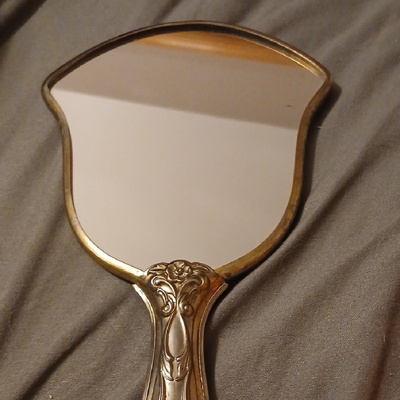 Vintage Hand Mirror with Bird Design - Picture 3 of 7
